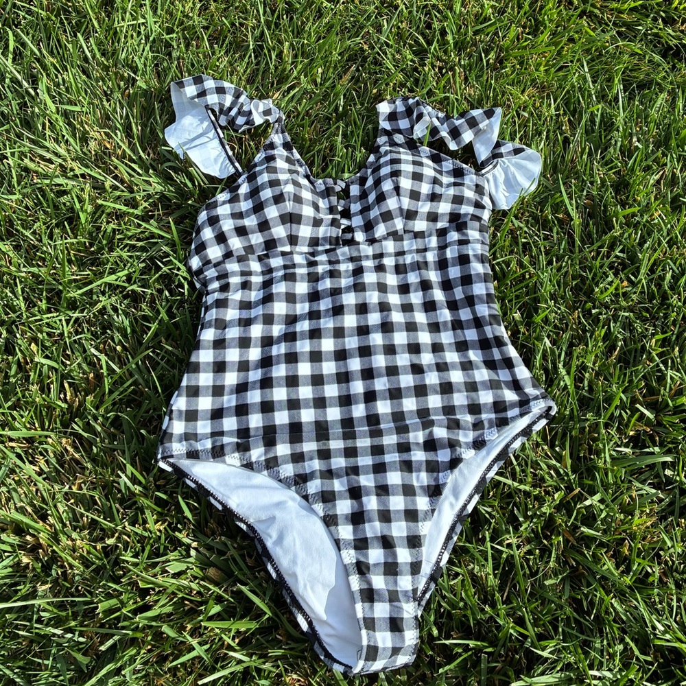 Cupshe | Black and White Gingham Swimsuit